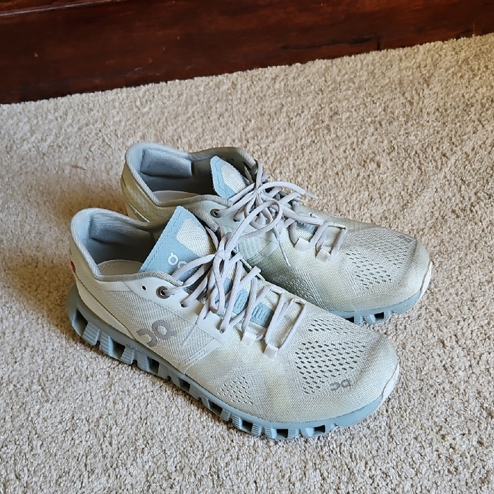 Women's On Running Cloud Shoes in Light Green